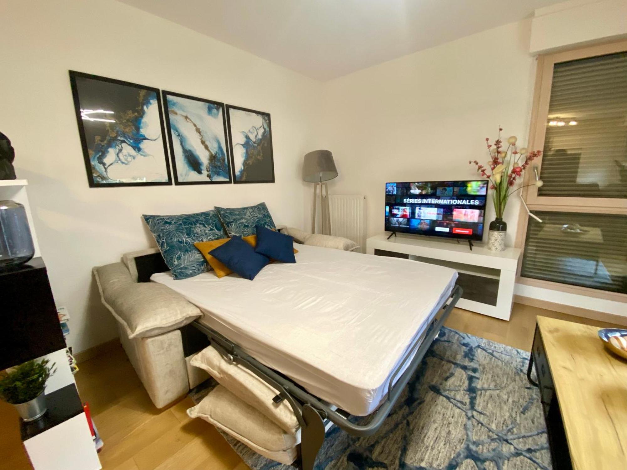 Loft Industriel A Cote De La Defense Apartment Nanterre Exterior photo